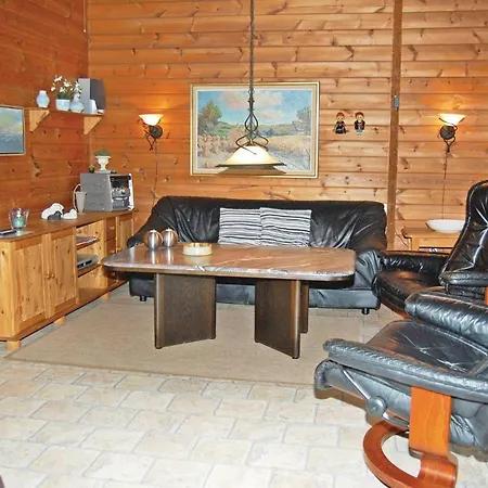 Feriehus Three-bedroom Holiday In Romo *